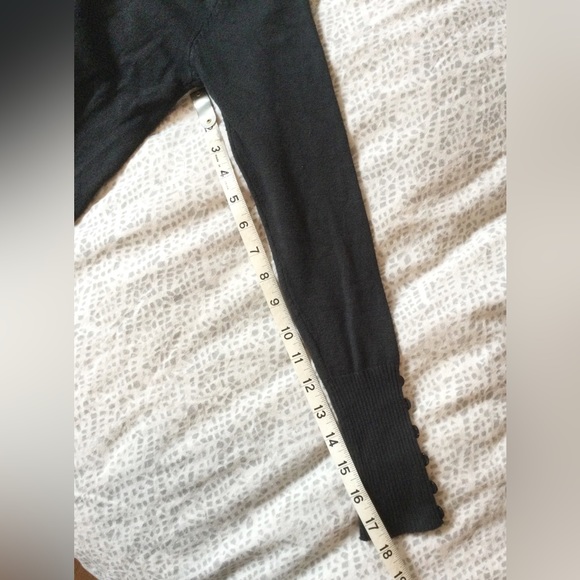 Button down sweater - Picture 6 of 7